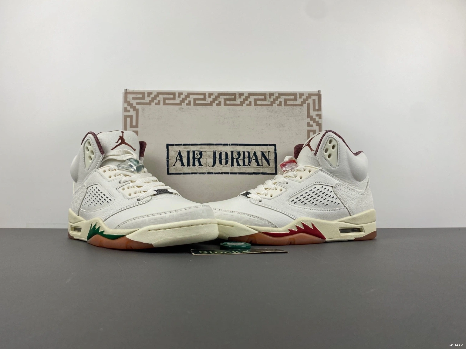 Jordan HF8833-100 Sail El 5 Retro - Grito Men's 0209